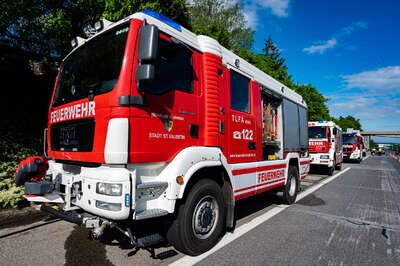 Fahrzeugbrand auf der A1 in Enns FOKE-2023051316302815-031.jpg