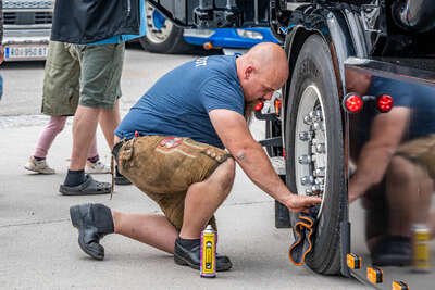 175 LKWs treffen sich für den guten Zweck DSC-5082.jpg