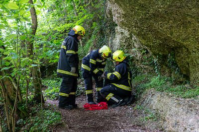 Personenrettung durch die Feuerwehr am Traunfall DSC-7279.jpg