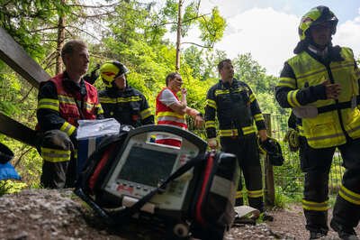 Personenrettung durch die Feuerwehr am Traunfall DSC-7285.jpg