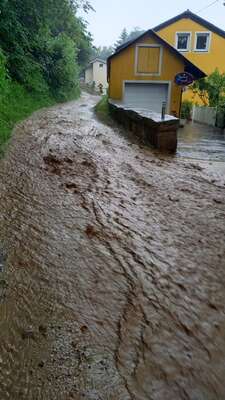 Gewitter mit Starkregen sorgen für lokale Überflutungen Gross-PHOTO-2023-06-08-18-00-34.jpg