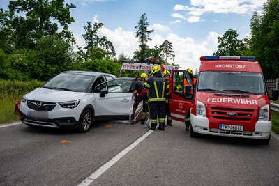 Verkehrsunfall glücklicherweise ohne eingeklemmte Personen FOKE-2023060915510799-078.jpg