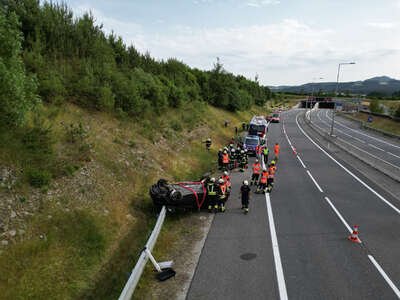 Zwei Verletzte bei Verkehrsunfall auf der S10 PANC-19700101020070872-004.jpg