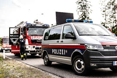 Zwei Verletzte bei Verkehrsunfall auf der S10 PANC-20230621000070895-011.jpg