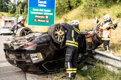 Zwei Verletzte bei Verkehrsunfall auf der S10 PANC-20230621000070896-012.jpg