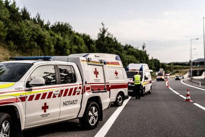 Zwei Verletzte bei Verkehrsunfall auf der S10 PANC-20230621000070913-029.jpg