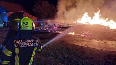 Feuerwehreinsatz in Andrichsfurt: Holzstadl niedergebrannt fkstore-72589.jpg